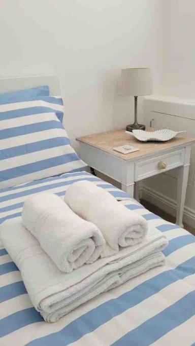 Swanage Bay Coastal Apartment Kültér fotó