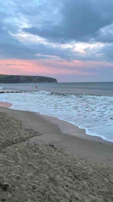 Swanage Bay Coastal Apartment Kültér fotó